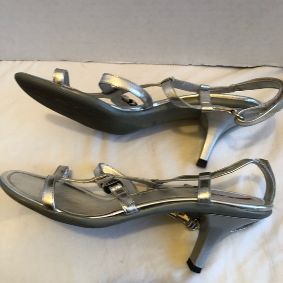 Prada silver strappy sandal heels - Picture 3 of 11